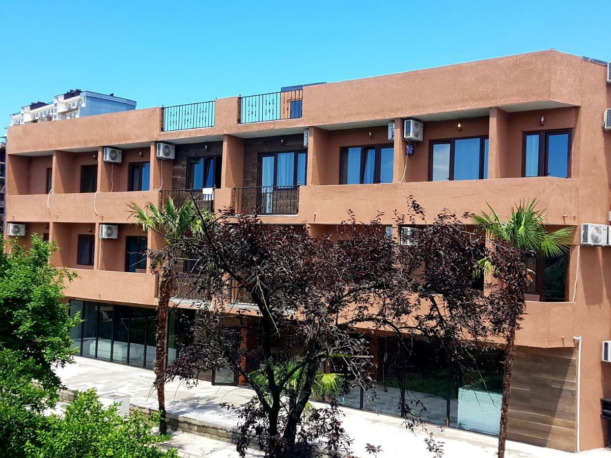 Hotel Costa Makhinjauri Buitenkant foto